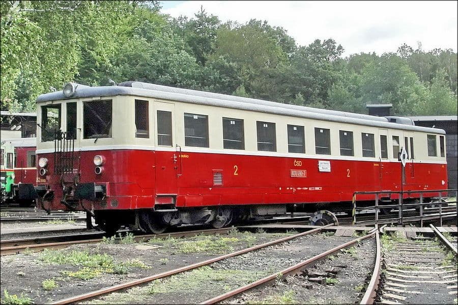 Motorový vlak, zdroj: vlaky.net