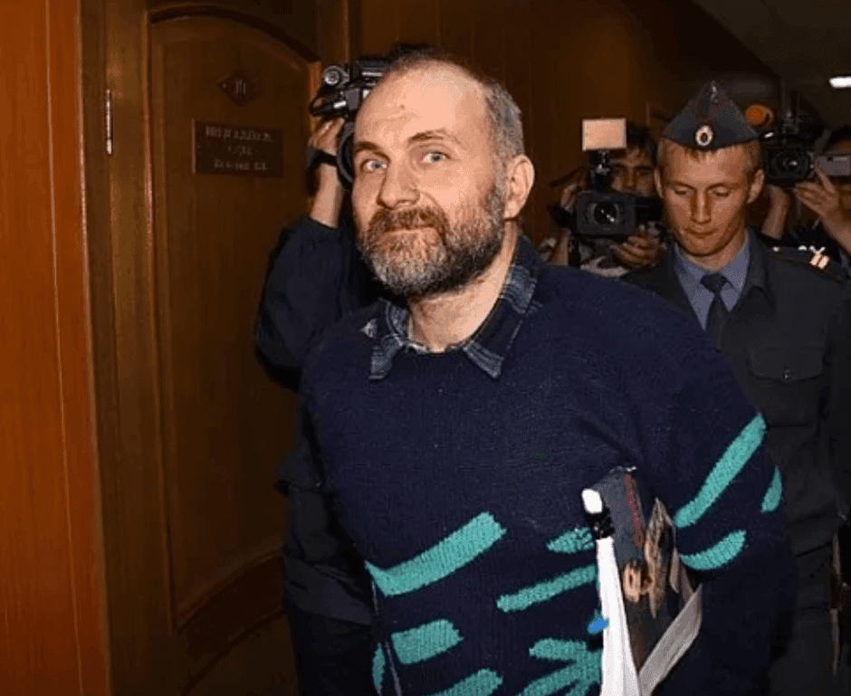 Anatolij Moskvin cestou na súdne pojednávanie, zdroj: pikabu.ru