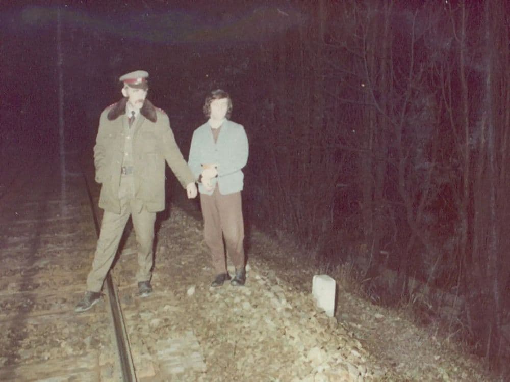 Štefan Pantl pri železničnom násype, zdroj: Plus 7 dní