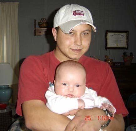 Zeb Stinnett so zachránenou dcérou Victoriou Jo Stinnett, zdroj: The US Sun