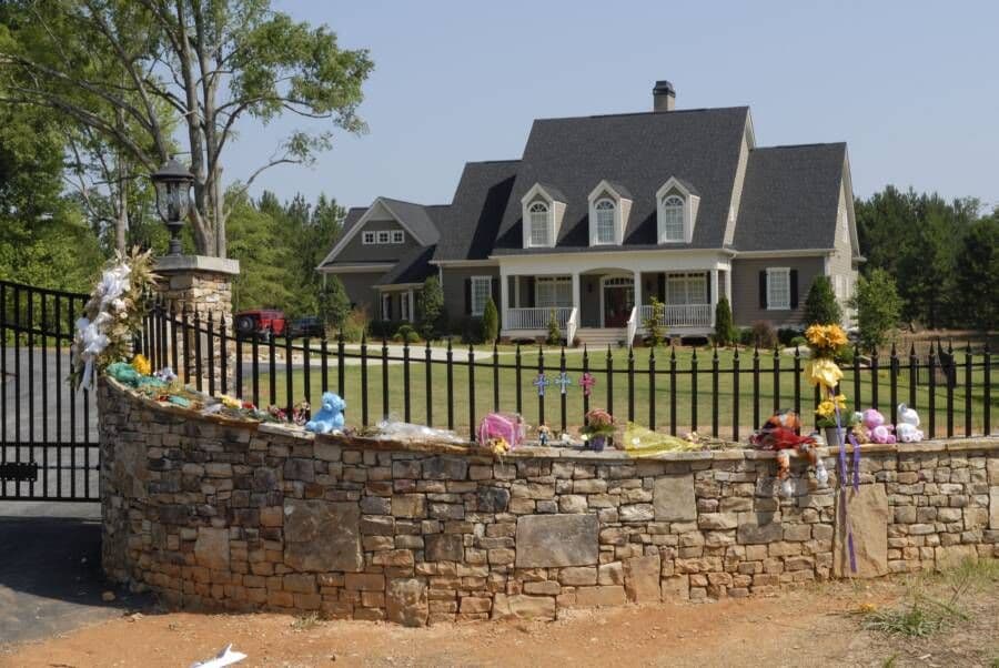 Rodinný dom Benoitových, zdroj: allthatsinteresting.com